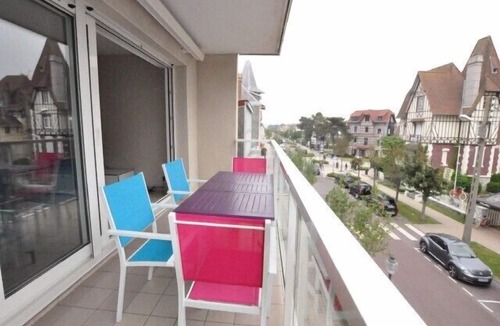 Le Touquet-Paris-Plage Apartment | Beautiful 72 m2 F3 apartment in the heart of town