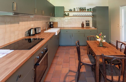 Apremont-sur-Allier House | Beautiful 1900 Demeure with swimming pool and enclosed garden, in a charming village