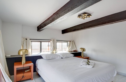 Roubaix Apartment | Beautiful and bright loft with rooftop at the heart of Roubaix - Welkeys
