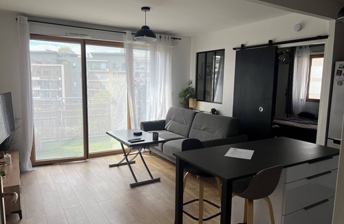 Gennevilliers Apartment | Beautiful apartment near Paris and Stade de France
