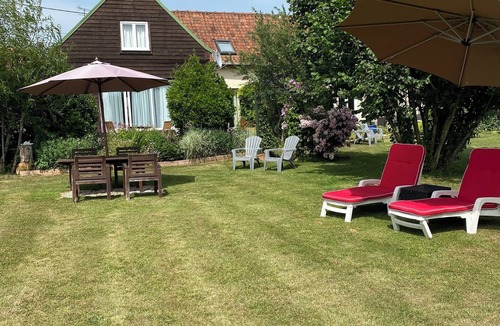 Douriez House | Beautiful Barn Conversion in a quiet village with Restaurant and boulangerie