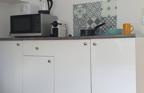 Anatole France Danton Apartment | Beautiful modern apartment LH Center ville