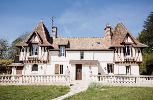 Honfleur House | Beautiful Norman House with private pool