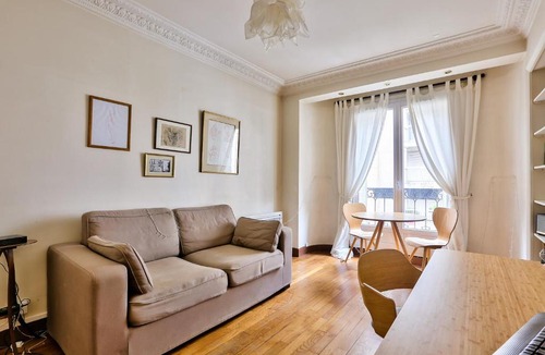 Quartier de la Maison-Blanche Apartment | Beautiful sunny two-room apartment with balcony *Paris 13*