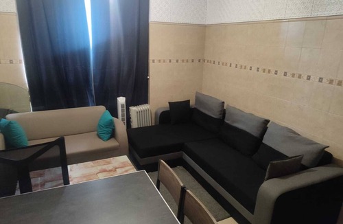 Poissy Bed & Breakfast | Bed & Breakfast