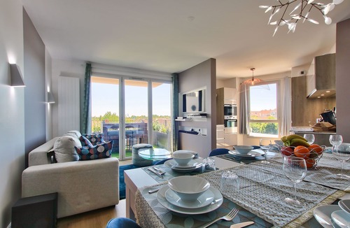 Bailly-Romainvilliers Apartment | Bedland, magical apartment near Disneyland Paris