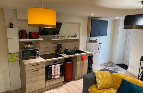 Chatillon-sur-Chalaronne Apartment | Bel appartement avec place de parking a proximité