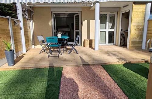 Courseulles-sur-Mer Apartment | Bel appart près du port et de la plage