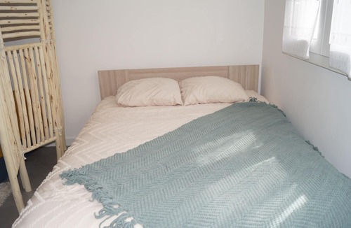 Quartier Centre Ville Apartment | Bel Appartement, 8min à Pied RER B, 20min de Paris