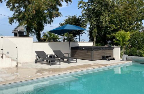 Saint-Thierry Apartment | Best view, pool and spa on the Champagne vineyard