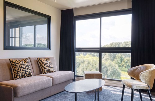 Anzin-Saint-Aubin Hotel | Best Western Plus Le Fairway Hotel & Spa Golf d'Arras