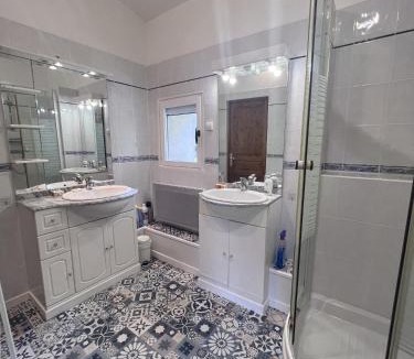 Emance House | Bienvenue Chez Vous