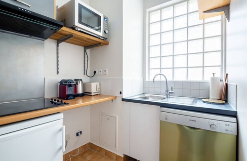Chaussee-d'Antin Apartment | Blueground | Madeleine, furnished, near opera