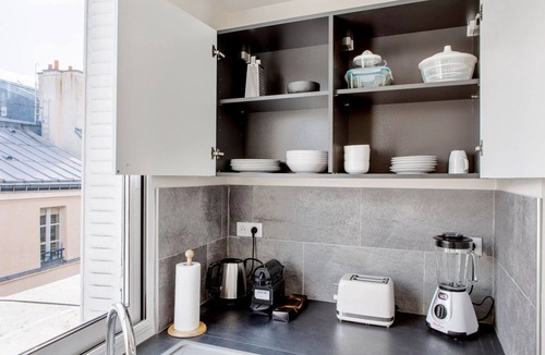 Vivienne Apartment | Blueground | Sentier, near Grand Boulevards