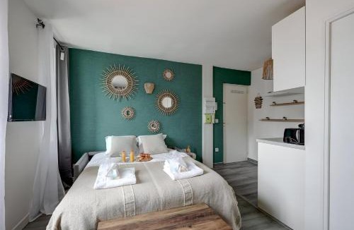 Bagnolet Apartment | Bluestay 203 - Charming Studio
