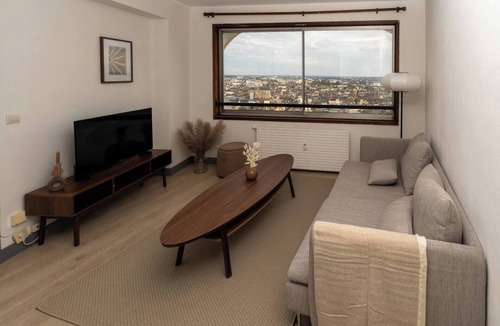 Bourg-l'Eveque Apartment | Breathtaking view - Private garage