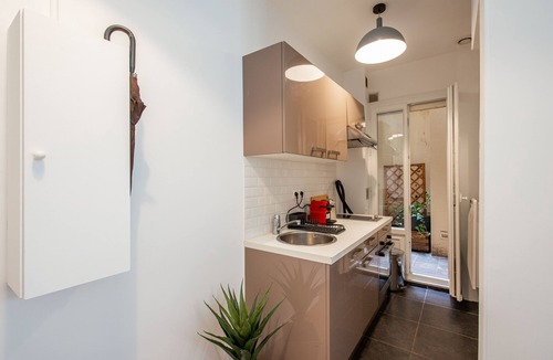 Levallois-Perret Apartment | Bright and cozy apartment, ideally located in Levallois Perret