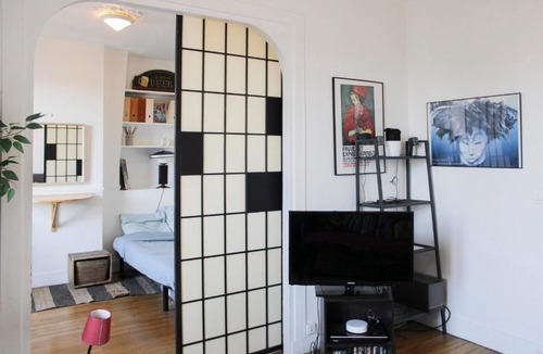 Levallois-Perret Apartment | Bright nest with a small view on the Eiffel Tower