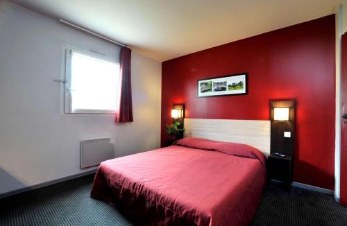 Fayet Hotel | Brit Hotel St-Quentin/Nord