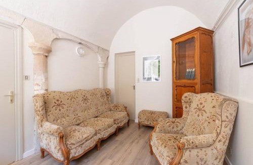 Lugny Apartment | CABANA & Le Gîte du Château - Proche Mâcon Nord