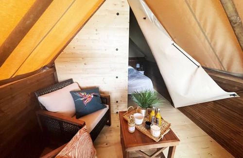 Gravon Cabin | Cabane sur L'eau