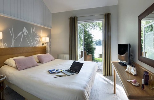 Chamouille Cottage | Cabin ∙ 2 bedrooms ∙ 4 guests