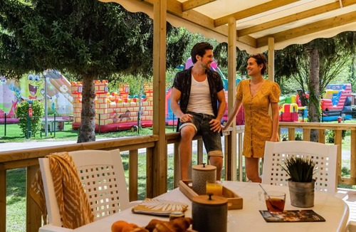 Crecy-la-Chapelle House | Camping Country Park Crécy La Chapelle * - Crecy la Chapelle: STAR 3 Bedrooms - 1 Bathroom - 1 TV - WITH AIR CONDITIONER 6 people