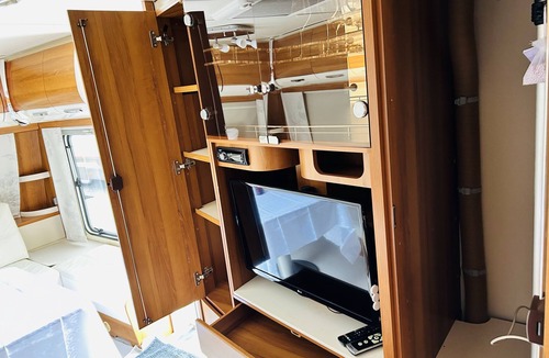 Lievin House | Caravane d une Chambre Avec 1 lit Double et 1 lit Simple