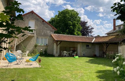 Samoussy House | Carré Vintage - maison avec jardin proche Laon