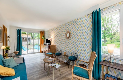 Samoussy House | Carré Vintage - maison avec jardin proche Laon