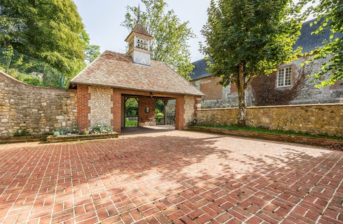 Mainneville Other | Château de Mainneville, sleeps 20 (swimming pool, tennis court and formal gardens)