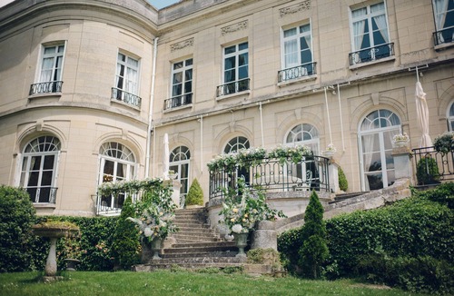 Vaux-sur-Seine Other | Château du Prieuré Évecquemont