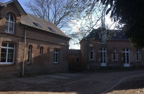 Quesnoy-le-Montant Apartment | Château Le Bas Bleu, Maison La Souveraine: 6 people