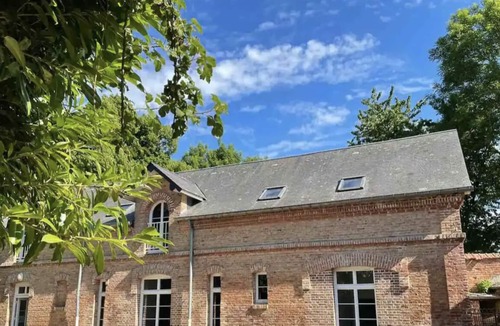 Quesnoy-le-Montant House | Château Le Bas Bleu, guest houses for 20 people