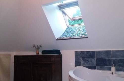 La Roche-Posay Bed & Breakfast | Chalereuse Chambre Avec Salle de Bain au Calme et en Pleine Nature 🪷