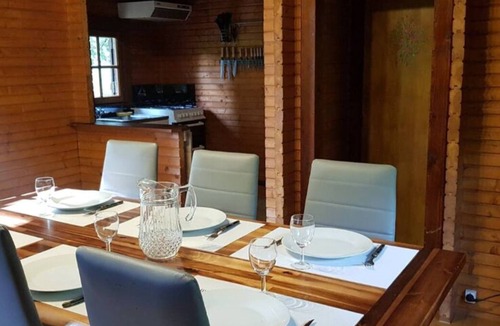 Saint-Martin-du-Puy Ski Chalet | Chalet du lac de Chaumeçon Saint-martin-du-puy