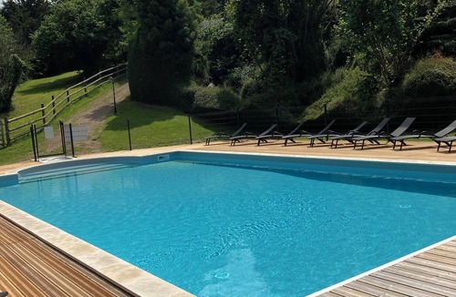 Auquainville Ski Chalet | chalet-gîte 8 pers. Normandy Heated swimming pool from mid-May to September