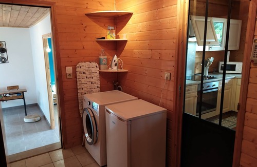 Lormes Ski Chalet | Chalet Gite Morvan "Beautiful island in Lormes
