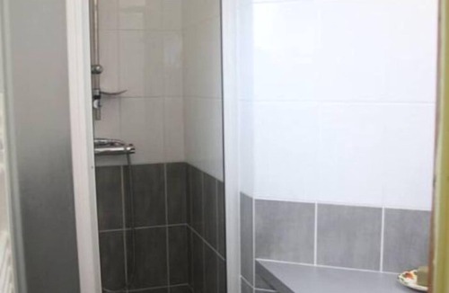 Sarge-sur-Braye House | Chambre Avec SDB Privative en Pleine Campagne 1