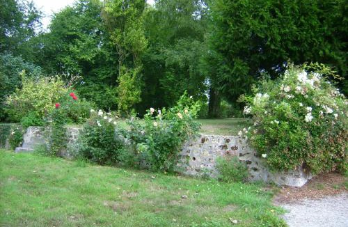 Le Pin-la-Garenne Bed & Breakfast | Chambre d'hôte au domaine de la Miottiere
