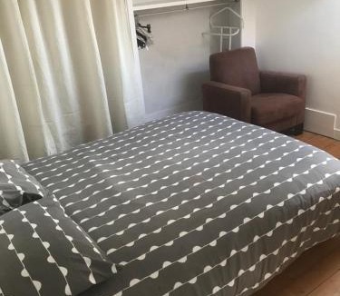 Enghien-les-Bains House | Chambre d hote
