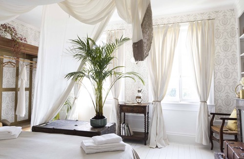 Quesnoy-le-Montant Bed & Breakfast | Chambre Dhôtes au Château Le Bas Bleu, Anaïs Nin