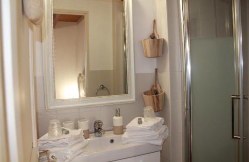 Camiers House | Chambre du Rouard LE RUISSEAU