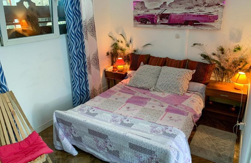 Roubaix Bed & Breakfast | Chambre Rose