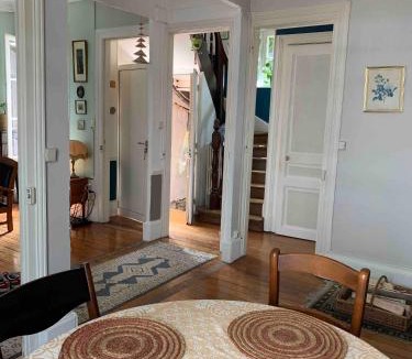 Troyes House | Chambres chez l'habitant - maison des années 30