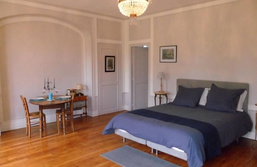 Neufmoutiers-en-Brie House | Chambres D'hôtes La Bourbelle