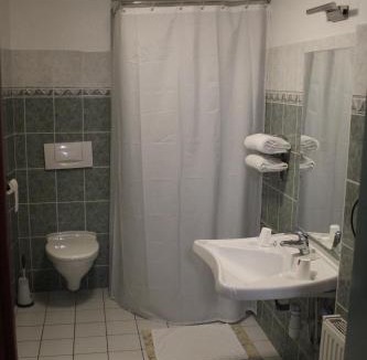 Forges-les-Eaux Bed & Breakfast | chambres d'hotes du colvert