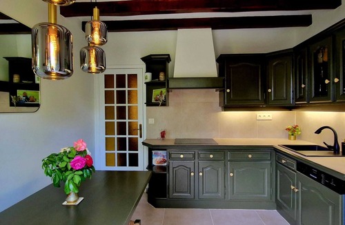 Sainte-Genevieve-les-Gasny House | CHARMING HOUSE, quiet, sleeps 9, 5 BEDROOMS/4 BATHROOMS - 3mn GIVERNY
