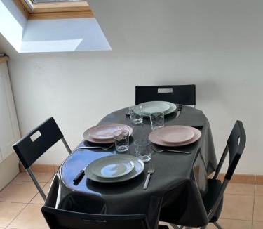 Creil Apartment | Charmant 2 pièces à la Gare de CREIL