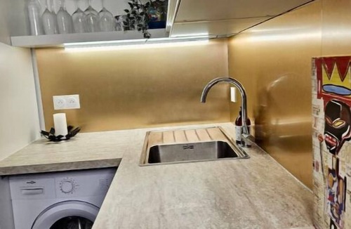 Parchamp–Albert Kahn Apartment | Charmant Appartement Moderne, Balcon et Piscine